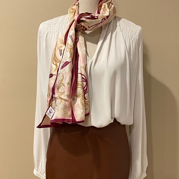 NWOT FordCares 2006 Breast Cancer Awareness Scarf - Picture 2 of 9